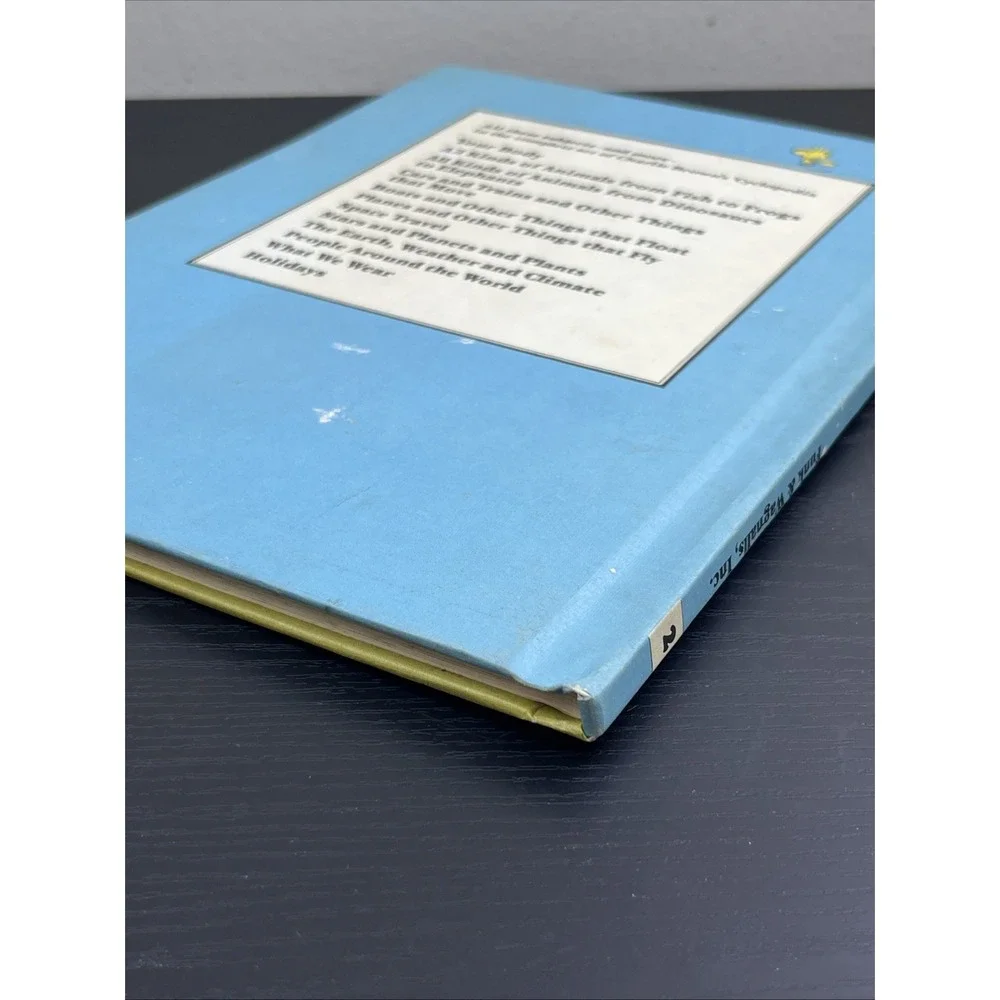 Charlie Brown's Cyclopedia Volume 2 All Kinds of Animals Vintage Hardcover Peanu